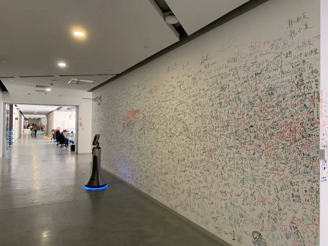 墻文化_文化企業(yè)品牌區(qū)別于企業(yè)品牌_企業(yè)文化墻怎么做