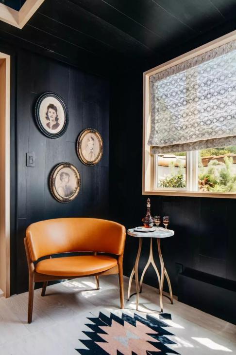 墻到墻3米2電視買(mǎi)多大的電視_電視背景墻最佳顏色_海信電視最佳顏色調(diào)試