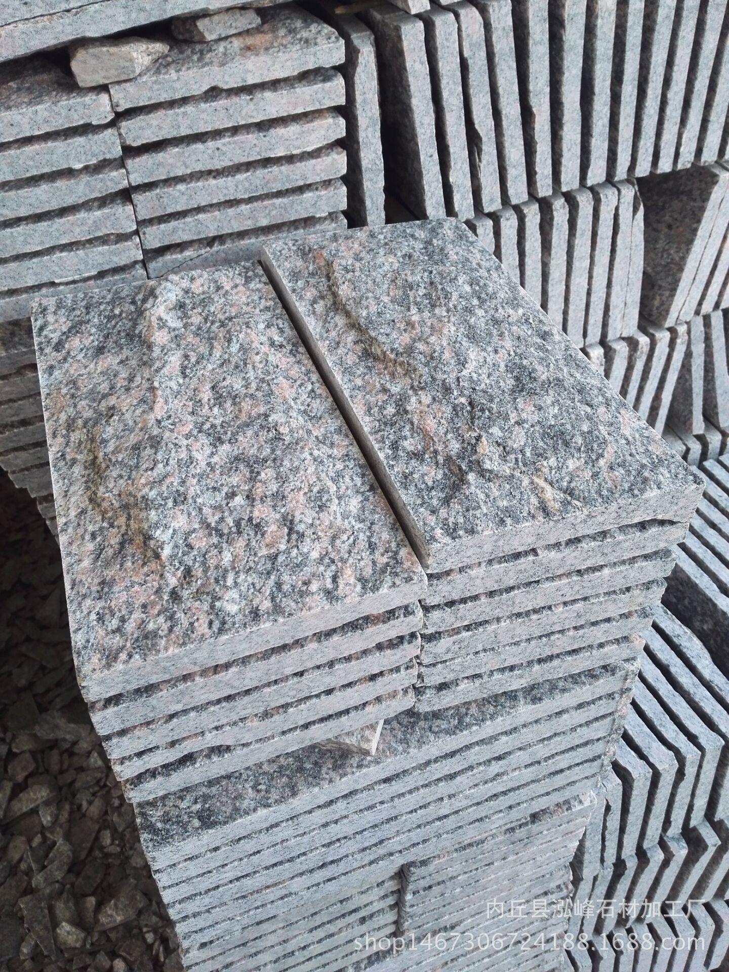 別墅外墻磚廠家現(xiàn)貨供應綠石英文化石圖片效果圖