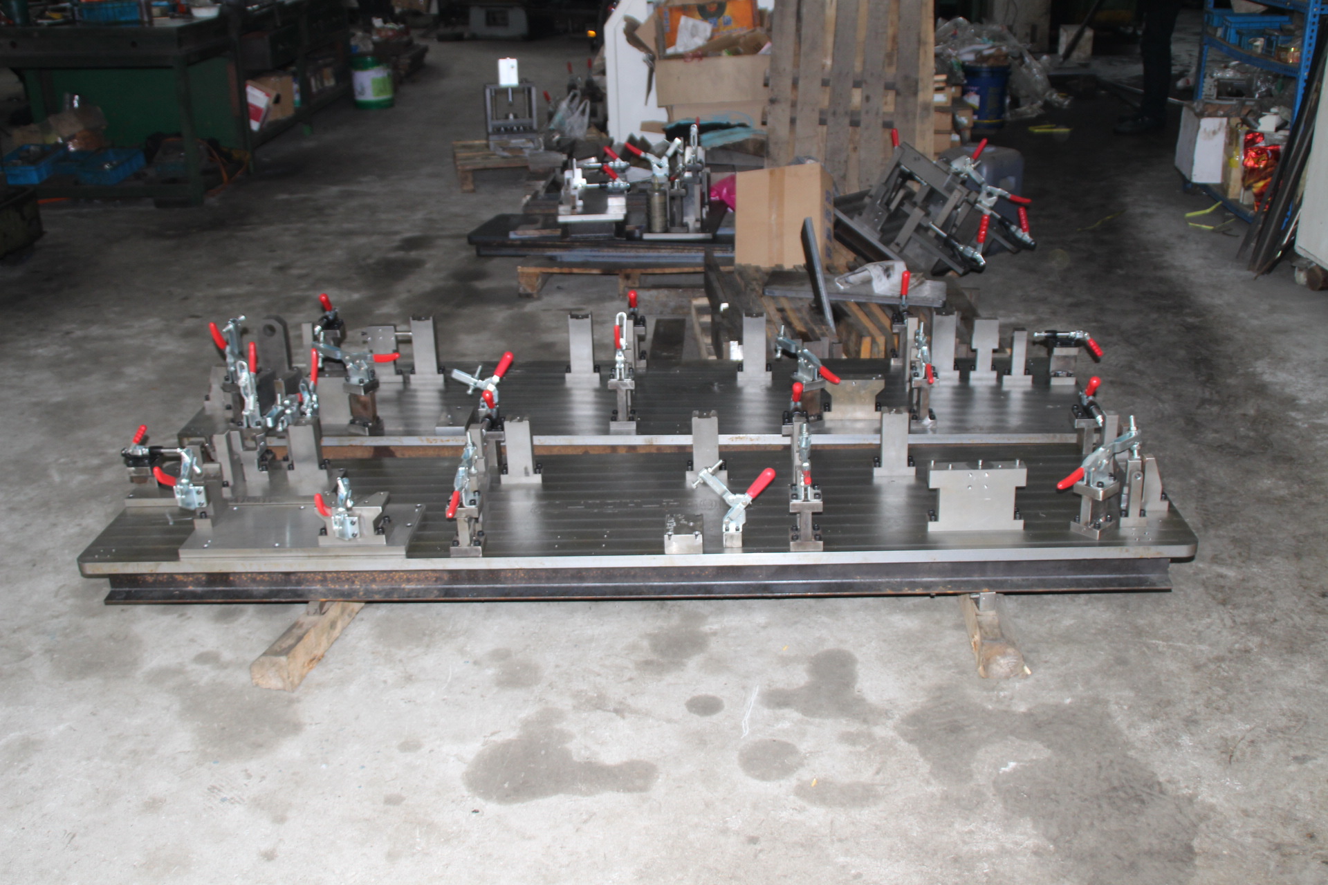 沖孔字_七彩沖孔字和全彩沖孔字有什么區(qū)別_沖孔字訂做