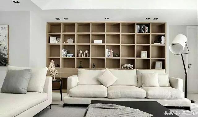 沙發(fā)背景墻不知道怎么裝修？25款不同風格布局，總有一款你喜歡的