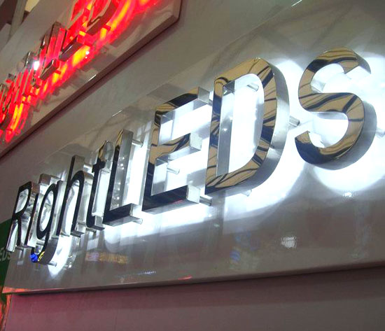 亞克力板字體圖片_亞克力燈箱板價格_外露發(fā)光字體和亞克力子體那種比較好