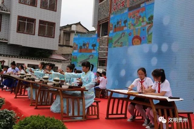 經典文化與流行文化_校園墻繪_經典校園文化墻主題