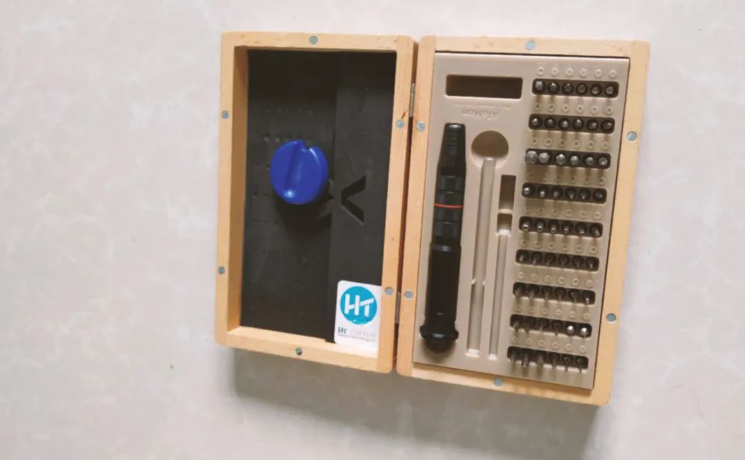 墻上開槽用什么工具_(dá)電工開槽工具_(dá)亞克力開槽用什么工具