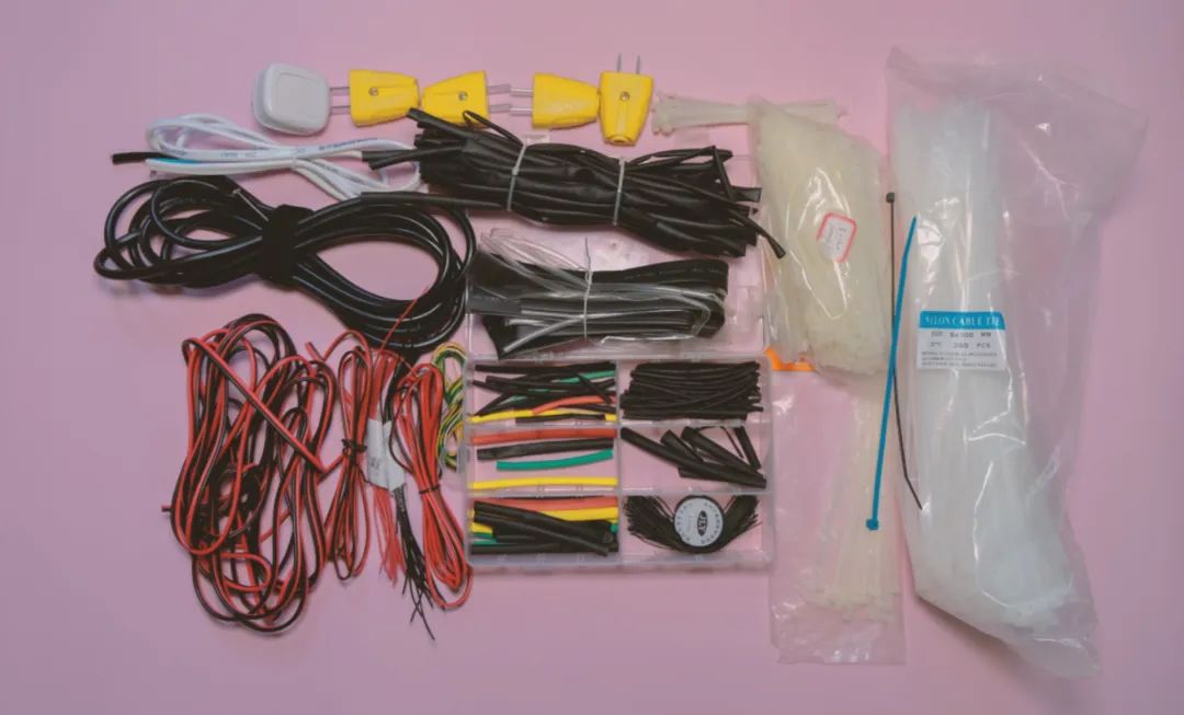 電工開槽工具_(dá)墻上開槽用什么工具_(dá)亞克力開槽用什么工具