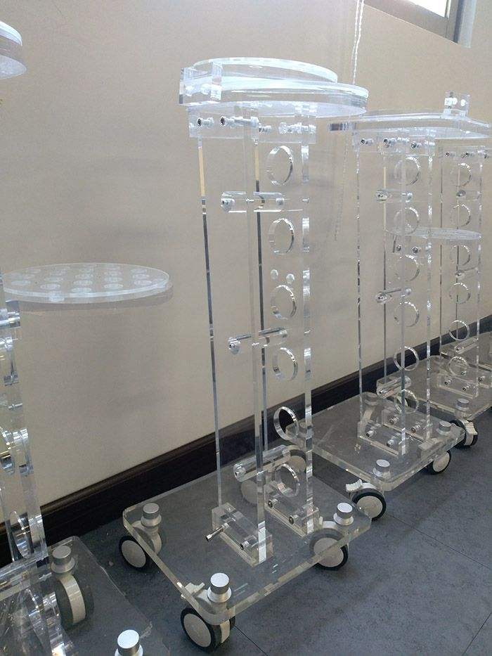 pet板材和亞克力_pet板與亞克力板哪個(gè)好_免漆板好還是噴漆板好