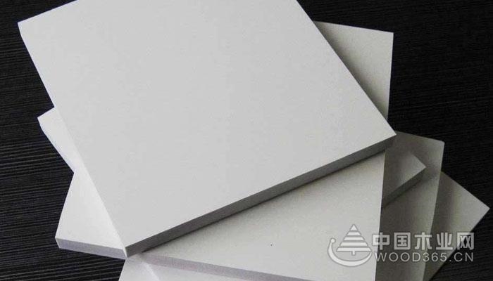 雪弗板與pvc板的區(qū)別和價格對比