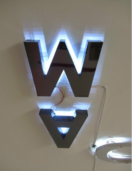 哪種發(fā)光字材料性價(jià)比最高_(dá)發(fā)光字用什么材料好_發(fā)光字材料哪種好