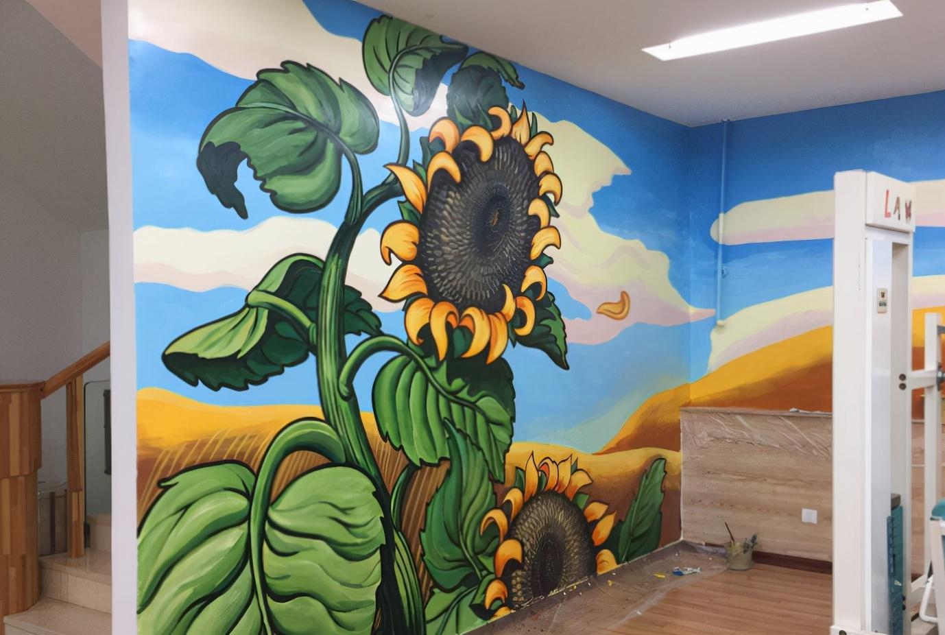 墻面手繪畫多少錢一個(gè)平方_墻面手繪創(chuàng)意圖案大全_自己手繪墻面