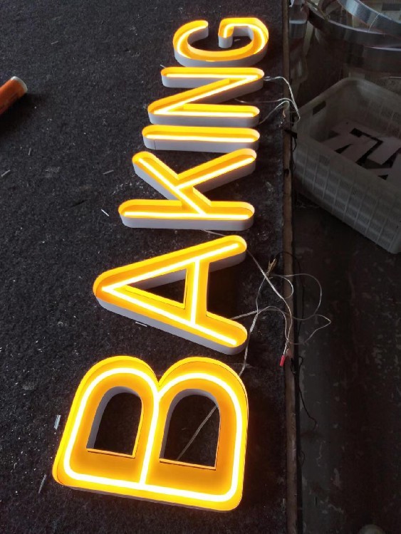 亞克力發(fā)光字價格表_發(fā)光亞克力廣告牌_亞克力發(fā)光字廣告報價表