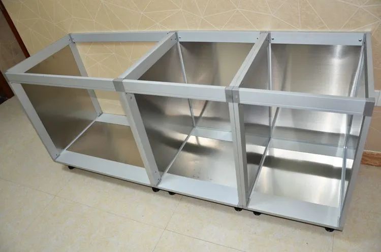 亞克力門板優(yōu)缺點(diǎn)_高光亞克力門板是什么材質(zhì)_亞克力門板廠家