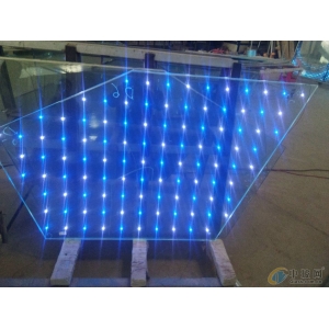 玻璃幕墻發(fā)光字 為大家介紹幾種常見(jiàn)的門頭招牌制作材料